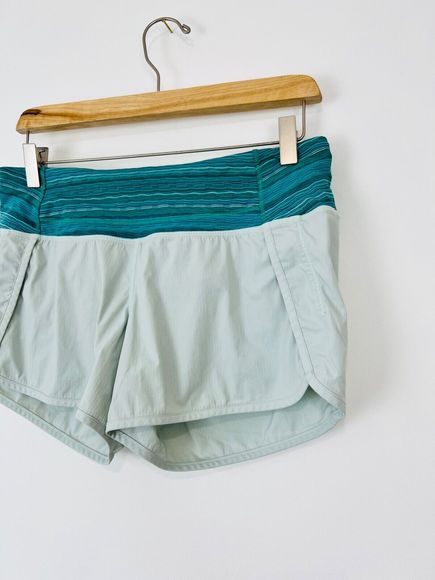 Lululemon Green Knit Trim Wide Waist Band Logo Short Yoga Gym Shorts UK S - Picture 4 of 10